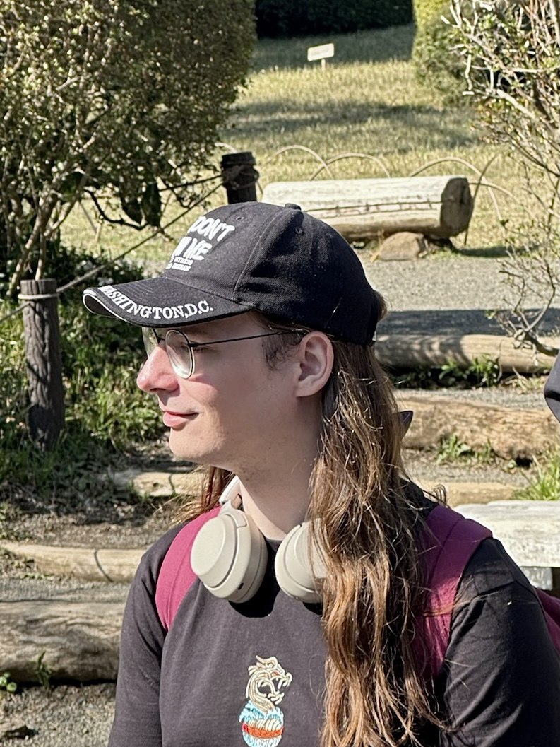 Антон Чайников